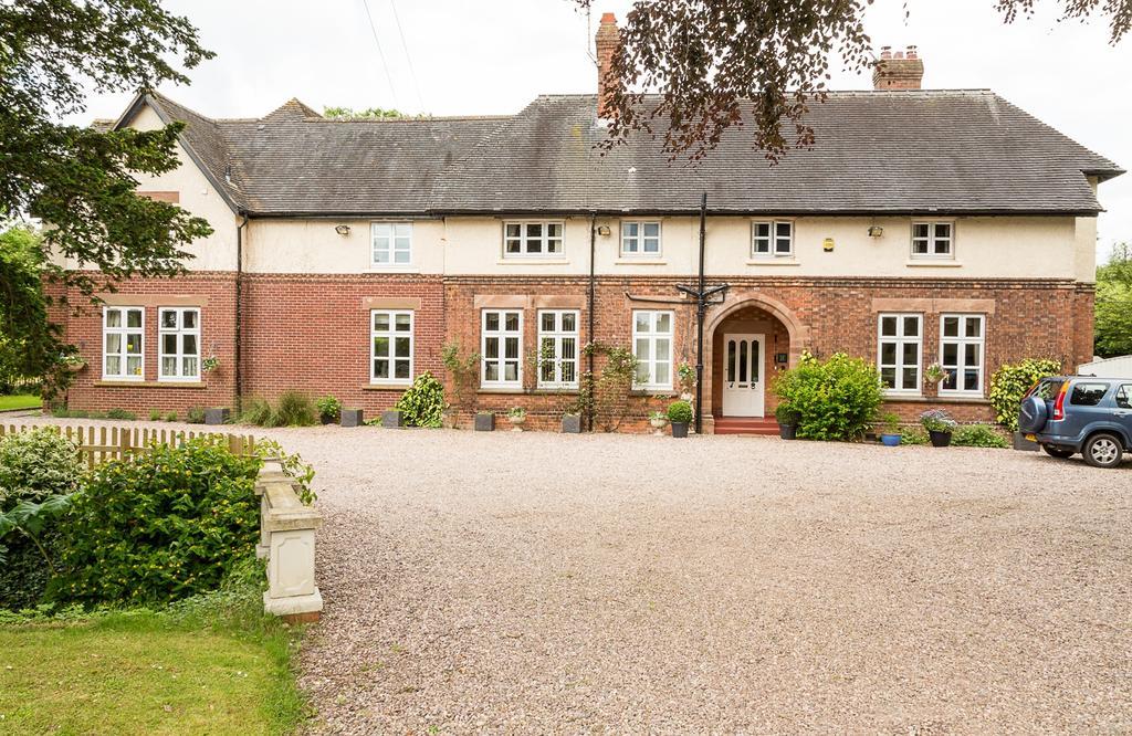 Heywood Hall Denstone Bagian luar foto